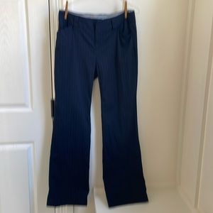 GAP woman’s dress pants size 8 blue pinstriped